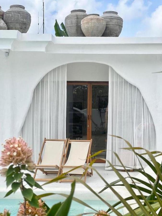 Sal Central Uluwatu  Luaran gambar