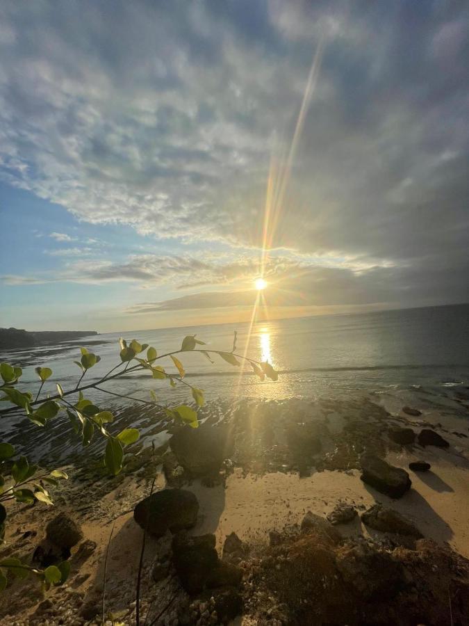 Sal Central Uluwatu  Luaran gambar