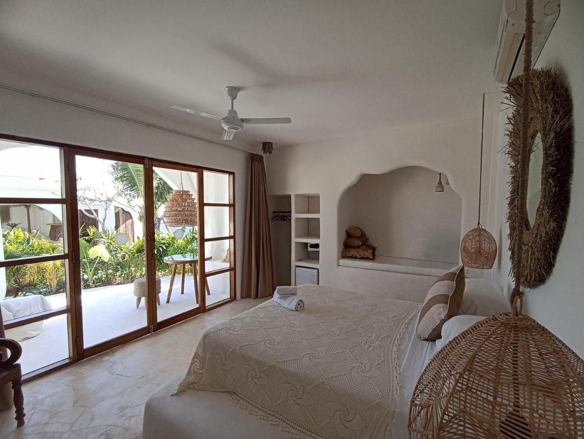 Sal Central Uluwatu  Luaran gambar